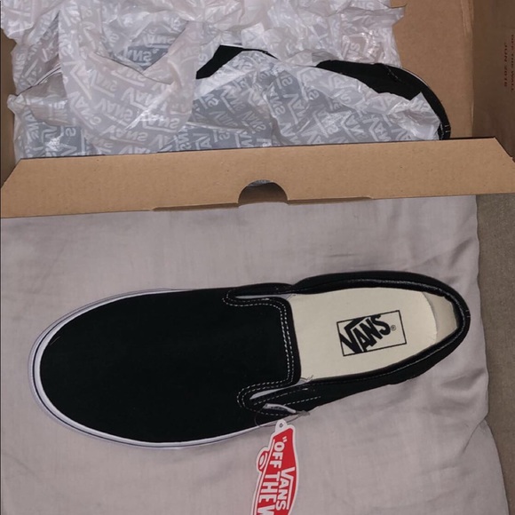 Black slip on vans - Picture 5 of 7